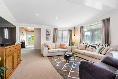 Photo of property in 77 Pataua Road North, Whareora, Whangarei, 0175