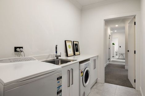 Photo of property in 18 Bos Crescent, Flagstaff, Hamilton, 3210