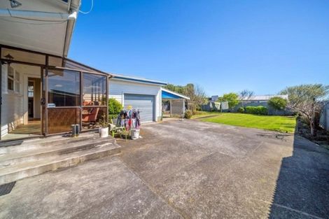 Photo of property in 25 Hunter Street, Hawera, 4610