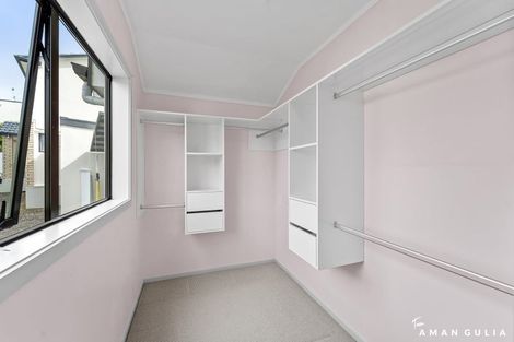 Photo of property in 1/32 Blockhouse Bay Road, Avondale, Auckland, 1026