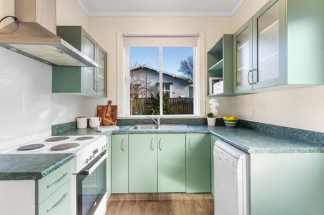 Photo of property in 72 Great North Road, Saint Johns Hill, Whanganui, 4500