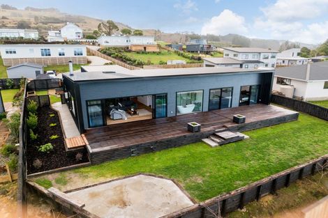 Photo of property in 10 Okahau Terrace, Warrington, 9471