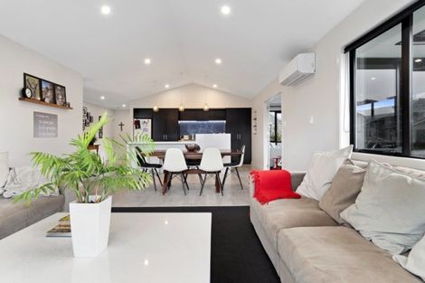 Photo of property in 28 Lynley Park Drive, Omokoroa, 3114