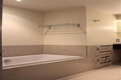 Photo of property in Hyatt Residences, 7/6h Princes Street, Auckland Central, Auckland, 1010