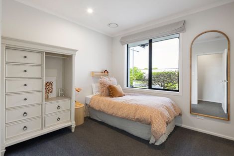 Photo of property in 32 Helen June Avenue, Flagstaff, Hamilton, 3210