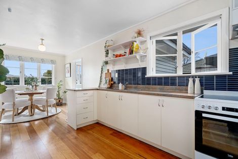 Photo of property in 27 Richmond Street, Cambridge, 3434