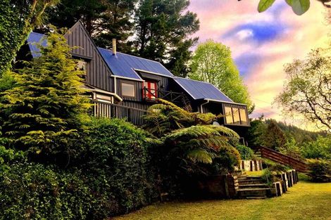 Photo of property in 236 Moores Valley Road, Wainuiomata, 5373