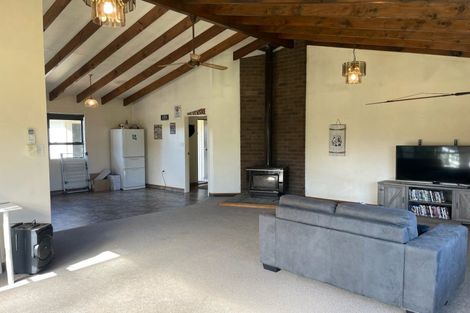 Photo of property in 71 School Road, Matamau, Dannevirke, 4977