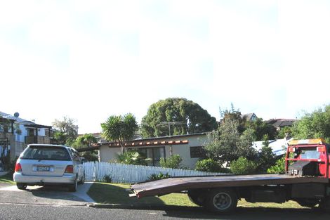 Photo of property in 53 Killarney Avenue, Torbay, Auckland, 0630