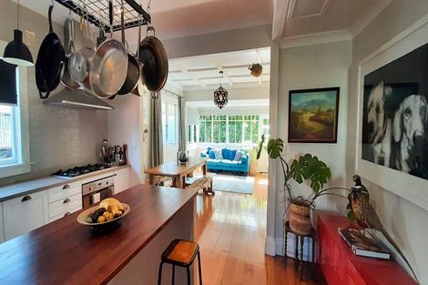 Photo of property in 74a Wharf Road, Te Atatu Peninsula, Auckland, 0610