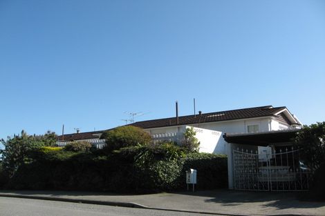 Photo of property in 1 Longhurst Terrace Cashmere Christchurch City