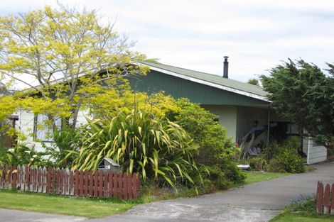 Photo of property in 60 Peel Street, Westport, 7825