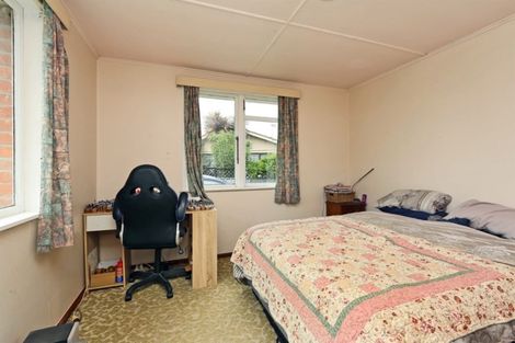 Photo of property in 807 Collinge Road, Mayfair, Hastings, 4122