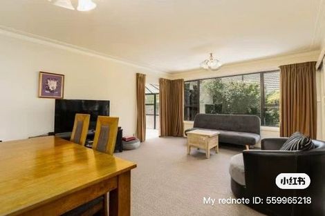 Photo of property in 4 Oakfield Street, Burnside, Christchurch, 8053