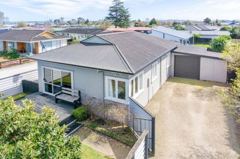 Photo of property in 7 Hilton Road, St Andrews, Hamilton, 3200