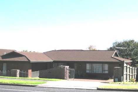 Photo of property in 114 Hutchinsons Road, Bucklands Beach, Auckland, 2014