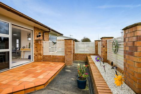 Photo of property in 11 Grey Street, Hawera, 4610