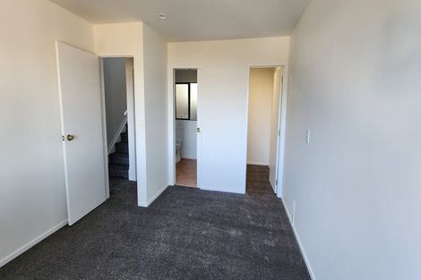 Photo of property in 2/3a Richards Avenue, Forrest Hill, Auckland, 0620