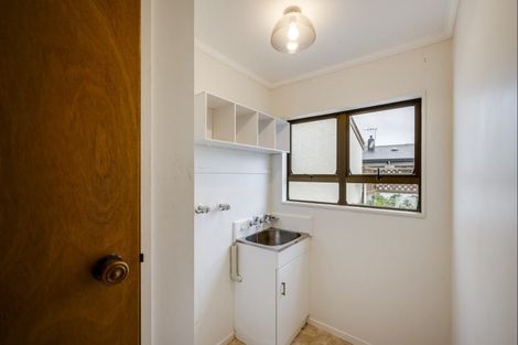 Photo of property in 2/12 Lannie Place, Greenmeadows, Napier, 4112