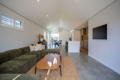 Photo of property in 6 Cheviot Street, Jacks Point, 9371