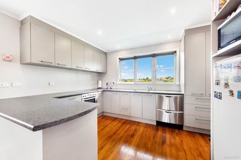 Photo of property in 49 Woodford Avenue, Henderson, Auckland, 0610