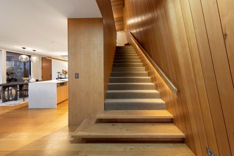 Photo of property in 8a Awarua Crescent, Orakei, Auckland, 1071