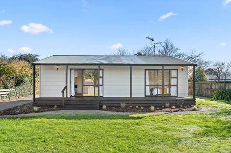 Photo of property in 424 High Street South, Carterton, 5713