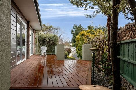 Photo of property in 23 Chilton Grove, Hokowhitu, Palmerston North, 4410