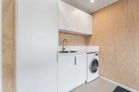 Photo of property in 5b Camden Street, Feilding, 4702