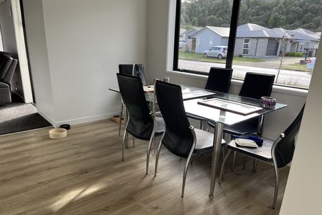 Photo of property in 70 Pakanga Grove, Pyes Pa, Tauranga, 3112