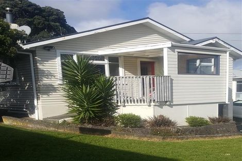 Photo of property in 141 Pioneer Road, Spotswood, New Plymouth, 4310