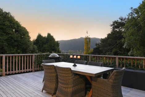 Photo of property in 74a Heretaunga Square, Silverstream, Upper Hutt, 5019