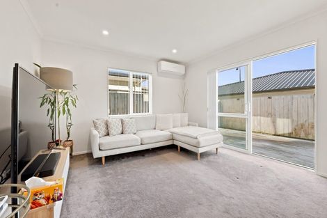 Photo of property in 9 Mokopapa Street, Takanini, 2112