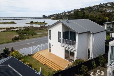 Photo of property in 52 Mccormacks Bay Road, Mount Pleasant, Christchurch, 8081