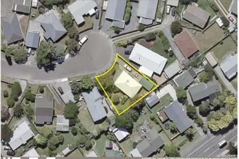 Photo of property in 12 Rodney Grove, Paraparaumu, 5032