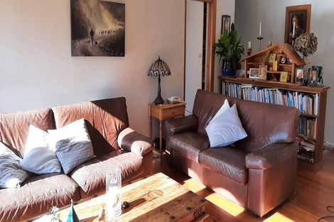 Photo of property in 95 Cornwallis Road, Cornwallis, Auckland, 0604