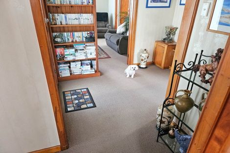 Photo of property in 602 Queen Sh25 Street, Thames, 3500