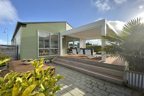 Photo of property in 3 Otonga Heights, Maungaraki, Lower Hutt, 5010