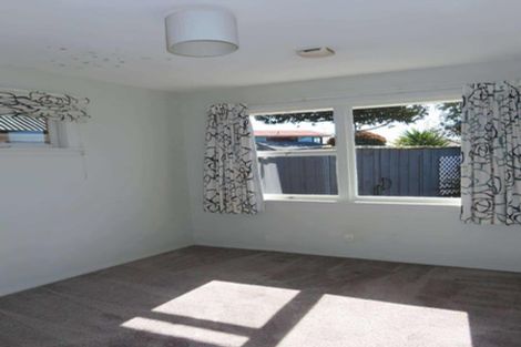 Photo of property in 220 Beach Road, North New Brighton, Christchurch, 8083