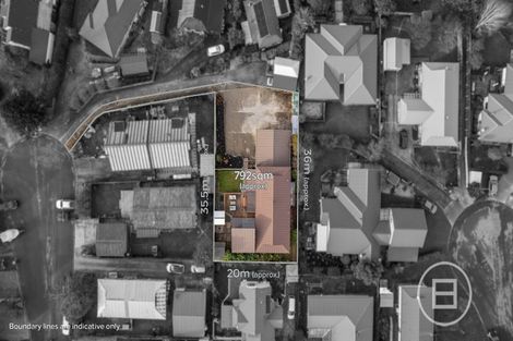 Photo of property in 20 Daveys Place, Arrowtown, 9302
