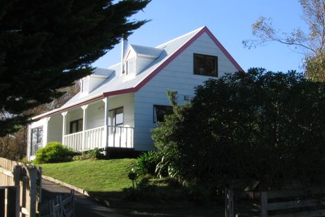 Photo of property in 13 Napier Grove, Waikanae Beach, Waikanae, 5036