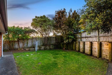 Photo of property in 65 Helleur Road, Massey, Auckland, 0614