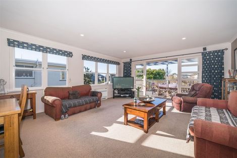 Photo of property in 51 Lincoln Terrace, Hokowhitu, Palmerston North, 4410