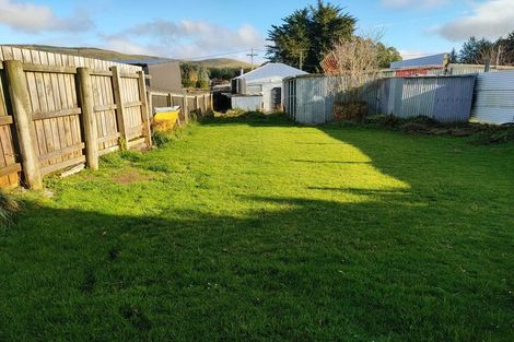 Photo of property in 4 Clifford Street, Clinton, 9534