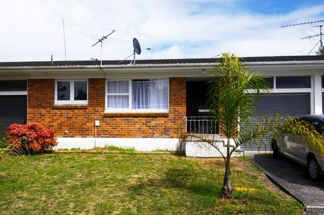 Photo of property in 2/162 Onewa Road, Northcote, Auckland, 0627
