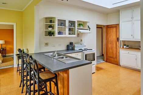 Photo of property in 13 Roy Street, Tawa, Wellington, 5028