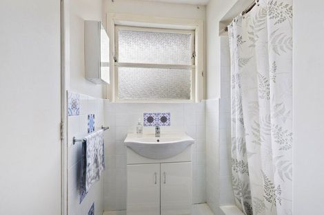 Photo of property in 56 Motuhara Road, Plimmerton, Porirua, 5026