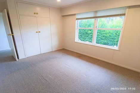 Photo of property in 34 Reeves Road, Pakuranga, Auckland, 2010