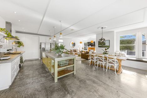 Photo of property in 65a Kowhai Road, Mairangi Bay, Auckland, 0630