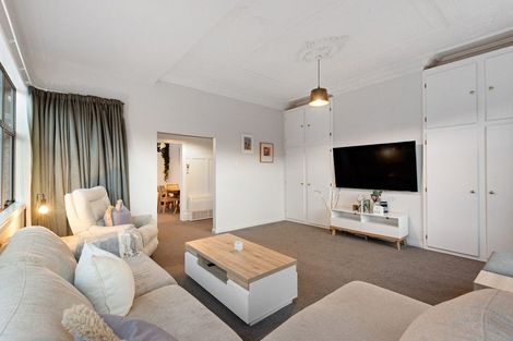 Photo of property in 15 West Avenue, Saint Clair, Dunedin, 9012